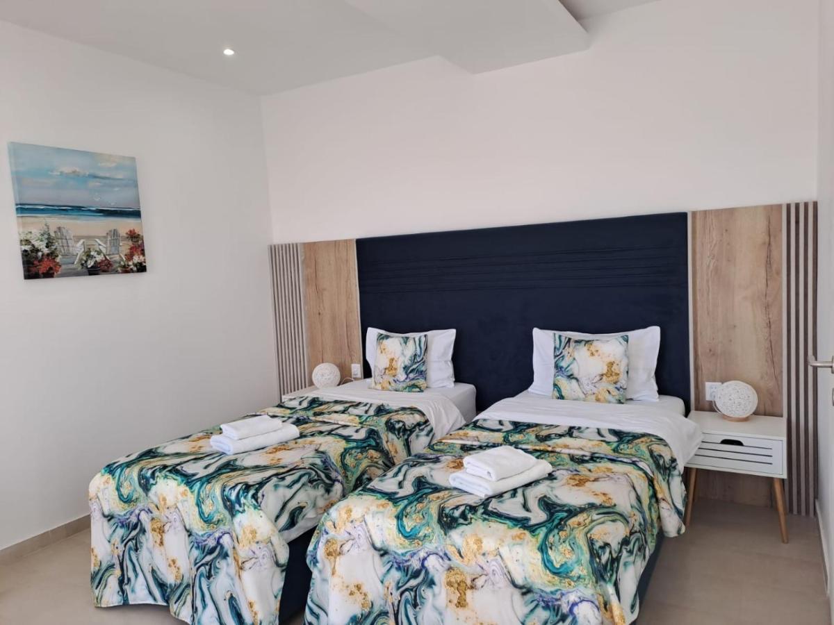 Accent Garden Apartment Дева Екстериор снимка